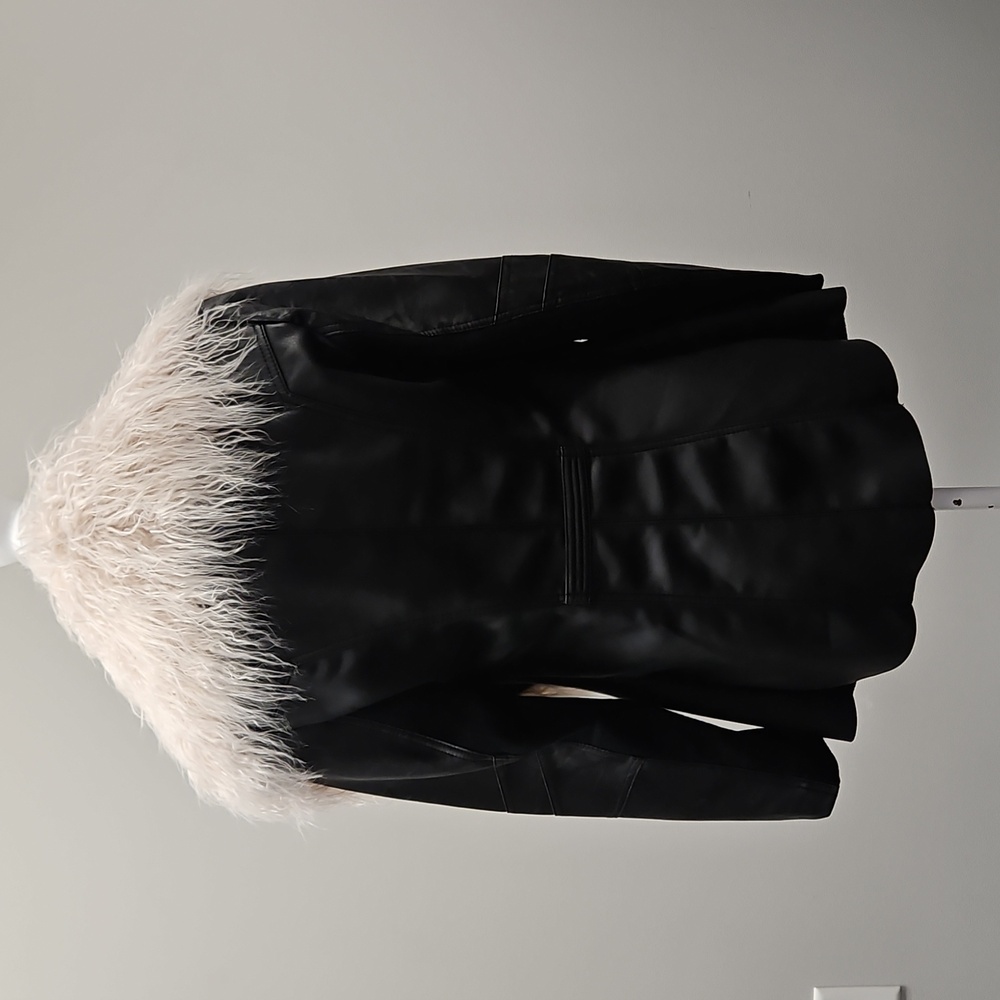 The Limited Collection Jacket - Picture 4 of 6